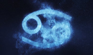 Cancer Zodiac Sign: Personality, Love and Career